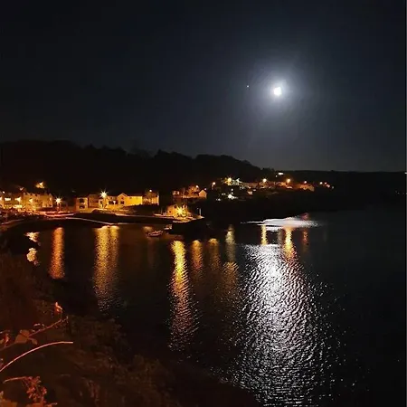 Thewaterline_glandore Seaside House In A Dream Location In West Cork Appartement Leap